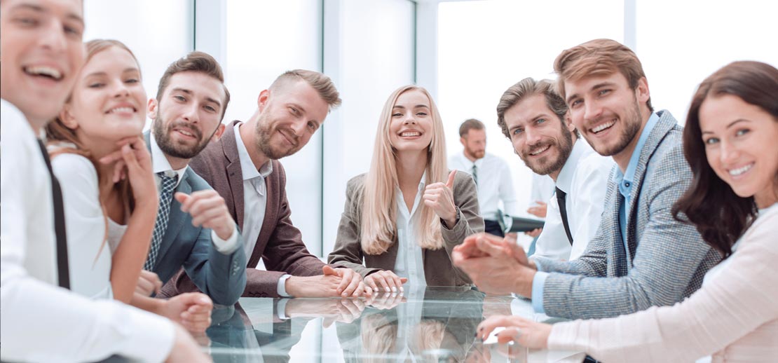 Cursos conversacionales de inglés en Bogotá para empresarios y comunicación profesional